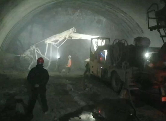 隧道混凝土溼噴機械手施工視頻